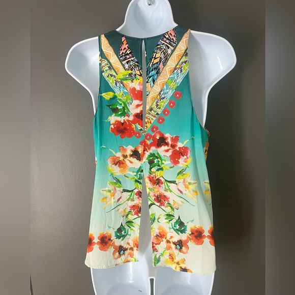 Vibrant Tank, Open in Back - Picture 3 of 4